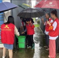 浙江曹港村開(kāi)展垃圾分類(lèi)志愿服務(wù)活動(dòng)